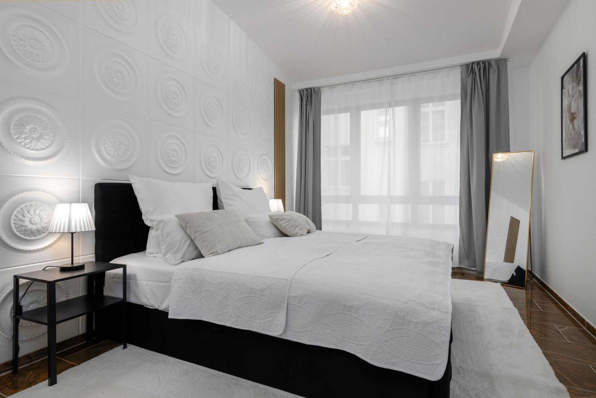 Highlife Apartment One Wiesbaden Wilhelmstrasse Eksteriør bilde