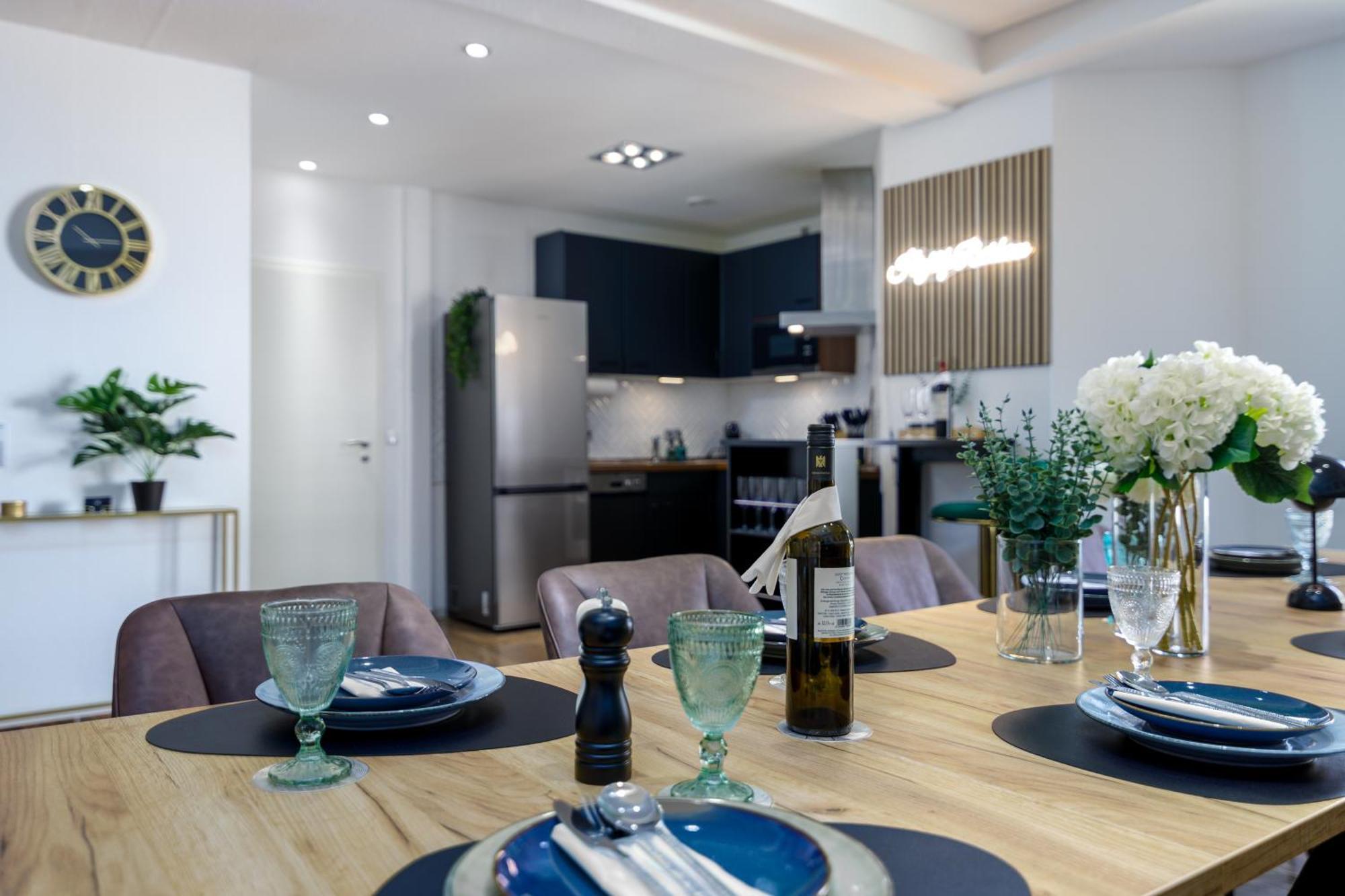 Highlife Apartment One Wiesbaden Wilhelmstrasse Eksteriør bilde